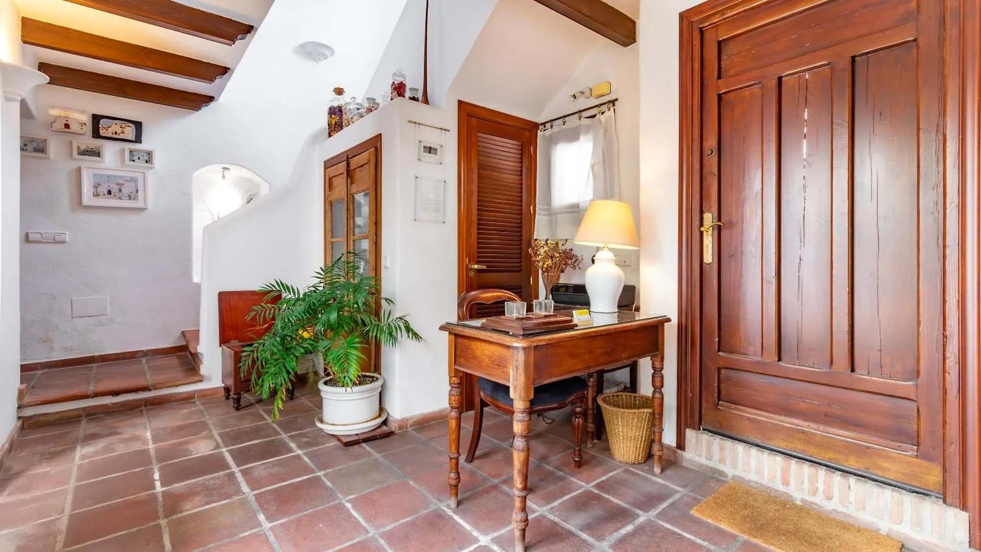 Inn La Casa De La Iglesia Hotel Mijas
